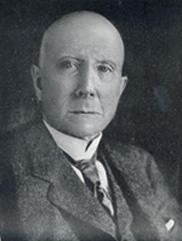 John D Rockefeller in 1904.jpg